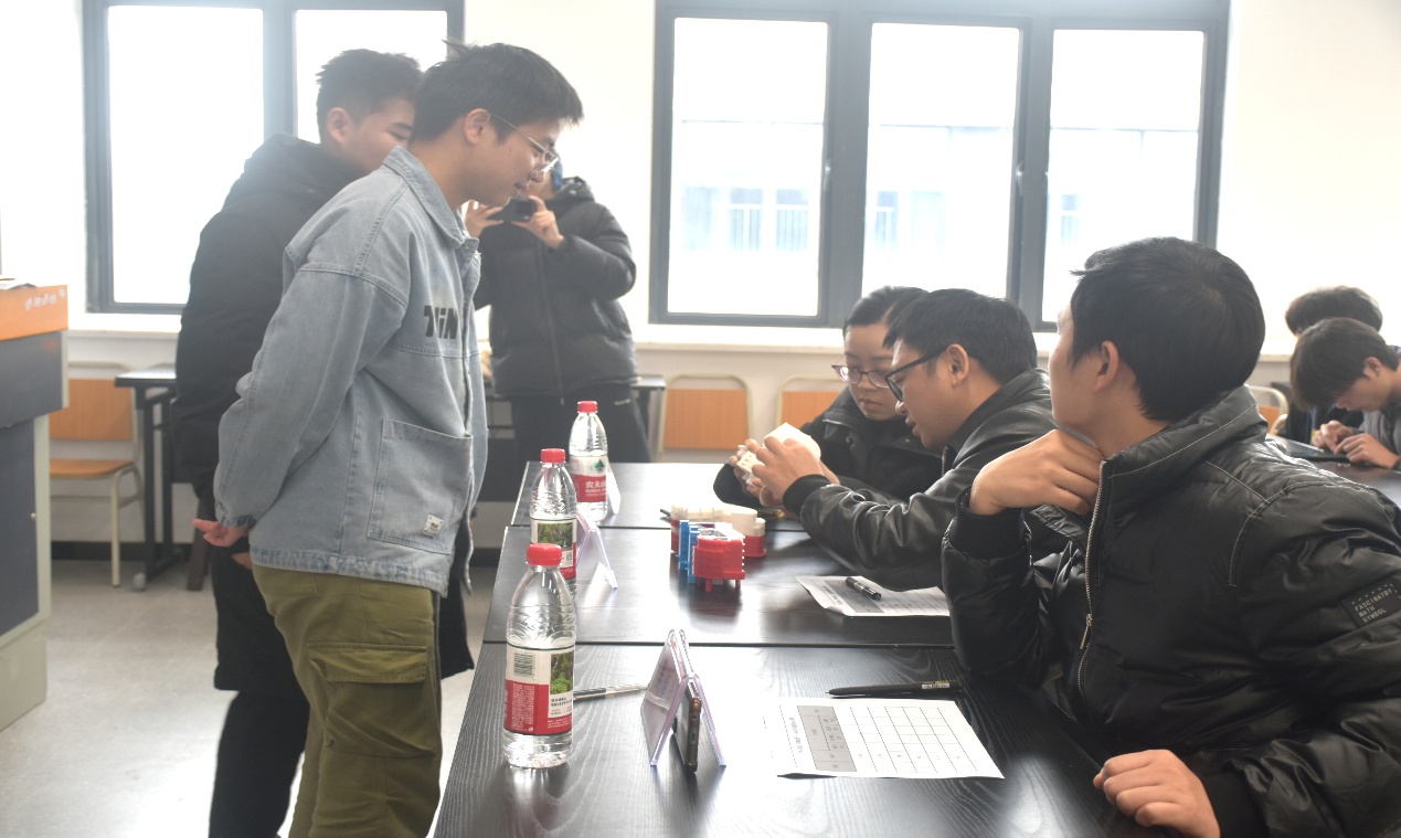“匠心智造，印刻校園”——機械工程學(xué)院舉行3D打印技能展示系列賽數(shù)字文化創(chuàng)意軟件開發(fā)